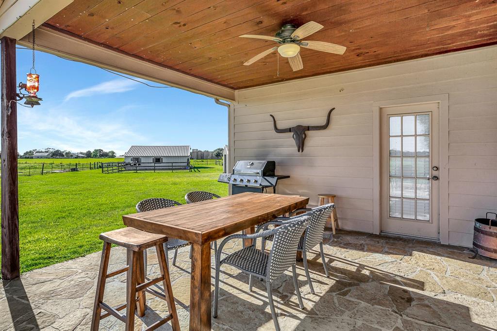 19357 Pierceall Rd, HEMPSTEAD, TX 77445
