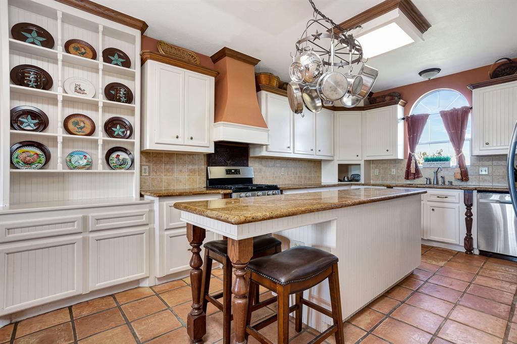 19357 Pierceall Rd, HEMPSTEAD, TX 77445