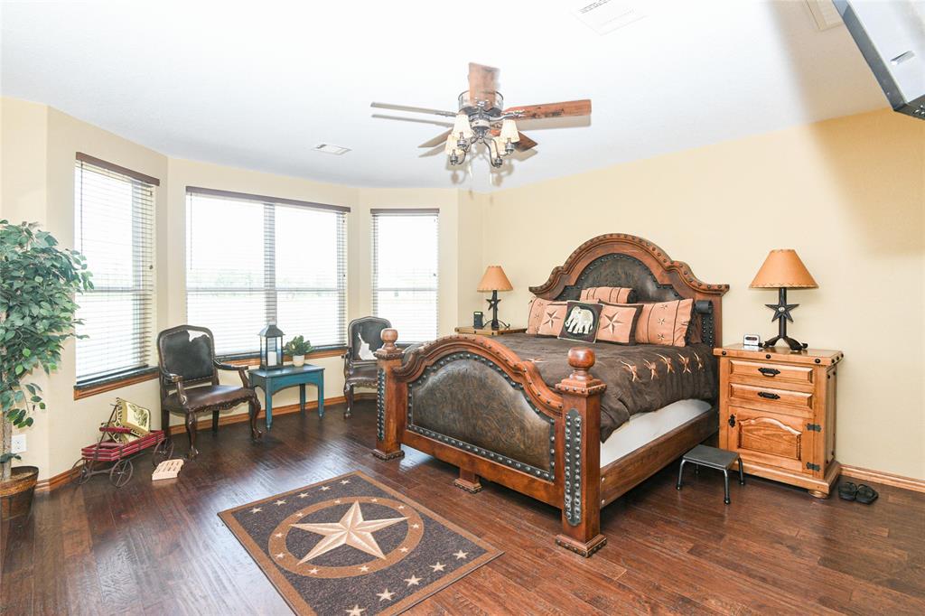 26074 Riley Rd, WALLER, TX 77484