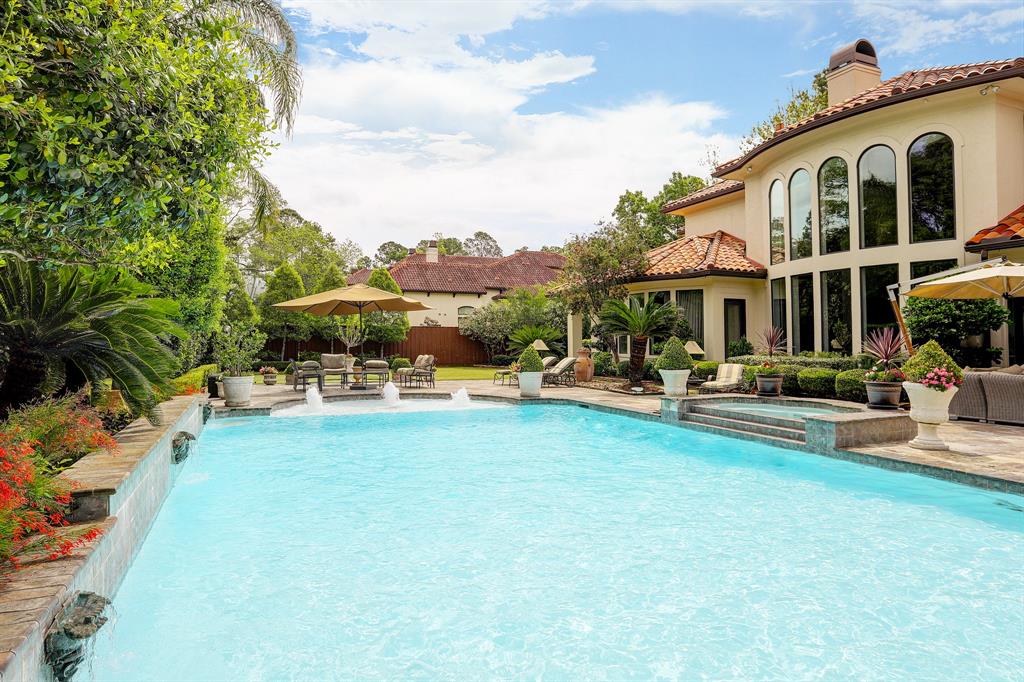 11318 Jamestown Rd, Houston, TX 77024