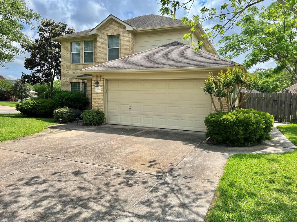 155 Green Isle Ave, DICKINSON, TX 77539