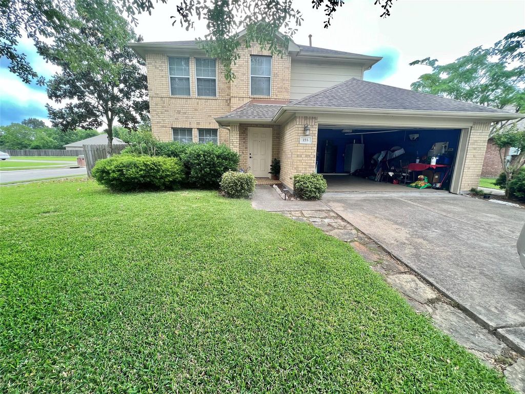 155 Green Isle Ave, DICKINSON, TX 77539