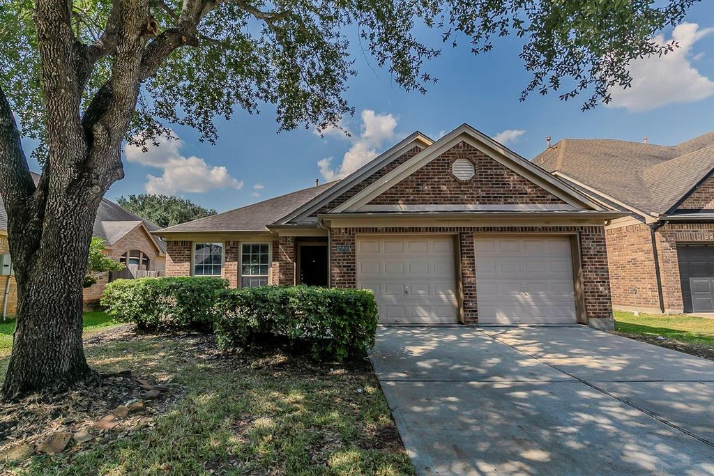 25810 Palmdale Estate Dr, RICHMOND, TX 77406