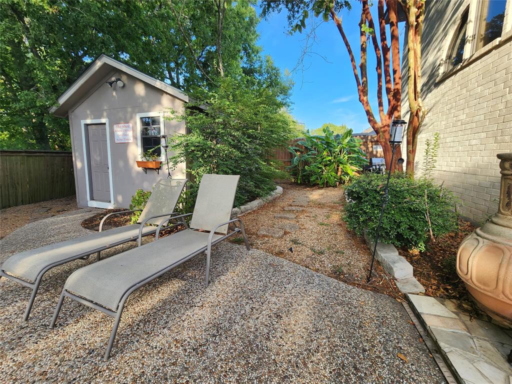 101 Audubon Woods Dr, RICHWOOD, TX 77531