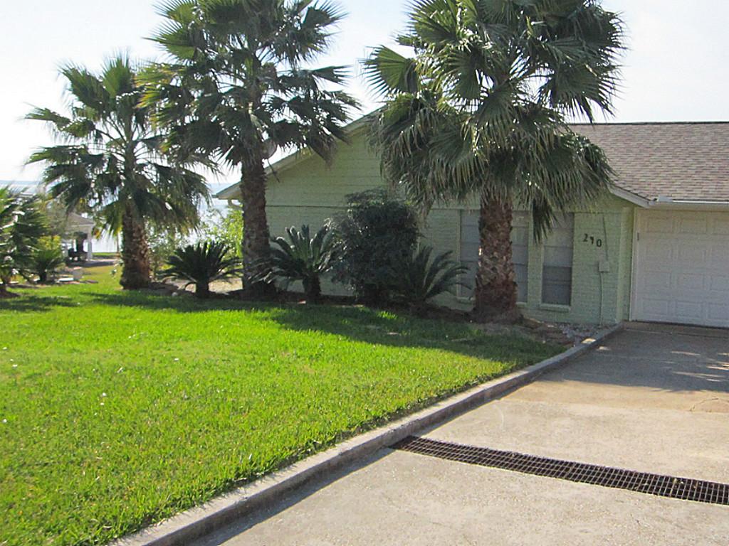 240 Indian Shr, LIVINGSTON, TX 77351