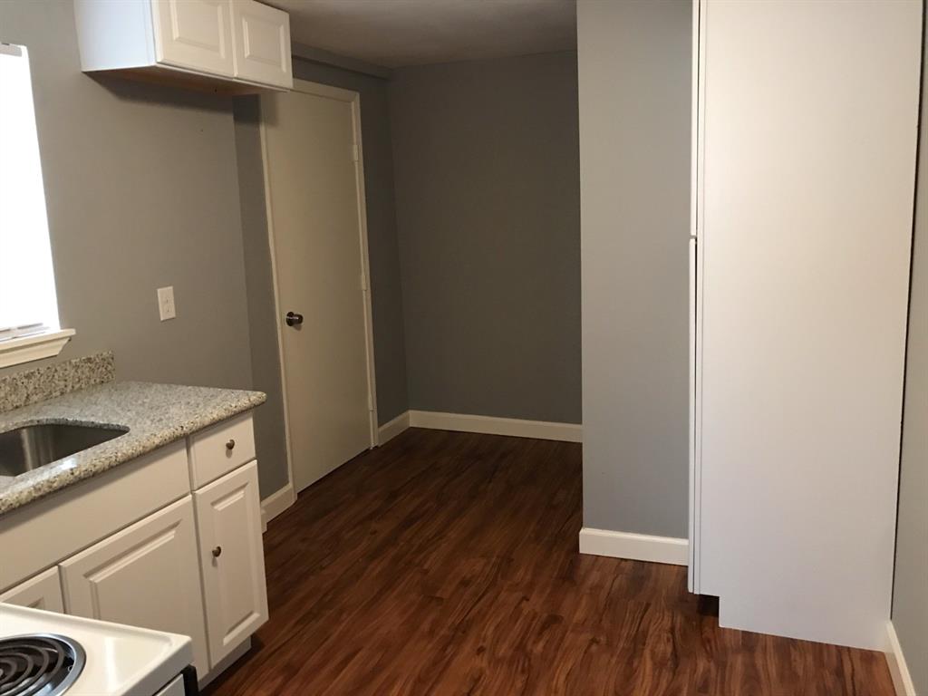 1411 34th St, GALVESTON, TX 77550