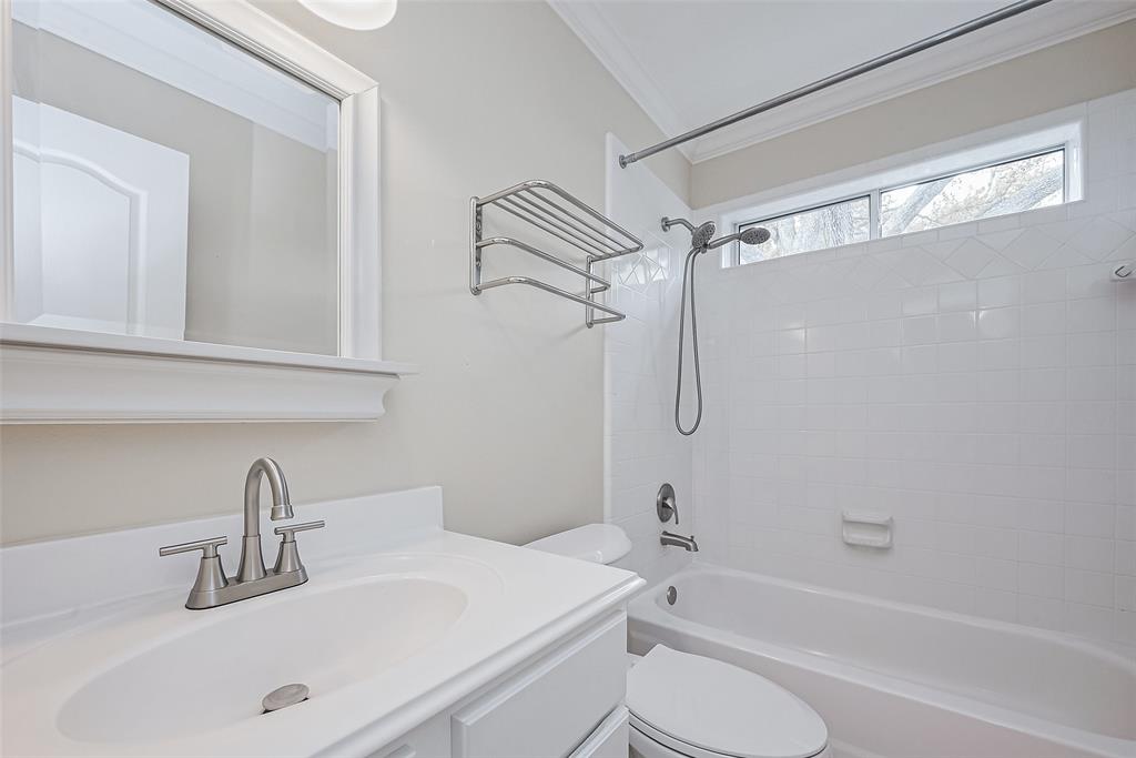 223 Owens Park Dr, Houston, TX 77094