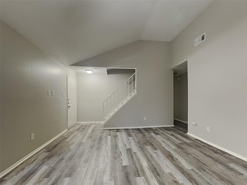 2011 Lexington Woods Dr, SPRING, TX 77373