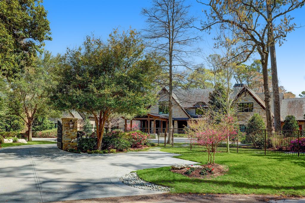 2 Longbow Ln, HOUSTON, TX 77024