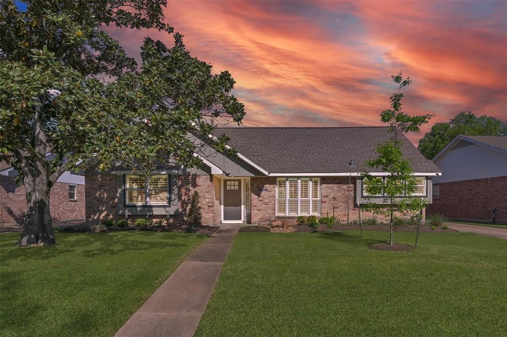 1130 Rennie Dr, KATY, TX 77450