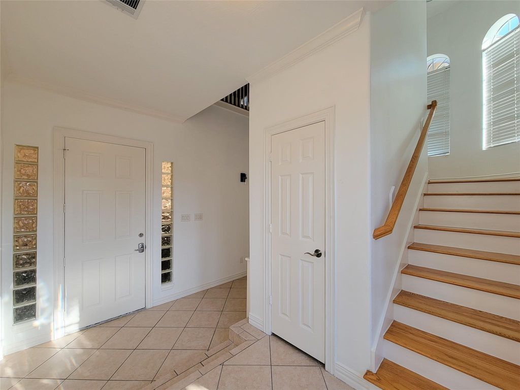 2309 Potomac Dr, HOUSTON, TX 77057