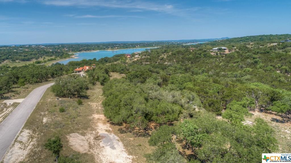 2122 Sierra Madre, Canyon Lake, TX 78133
