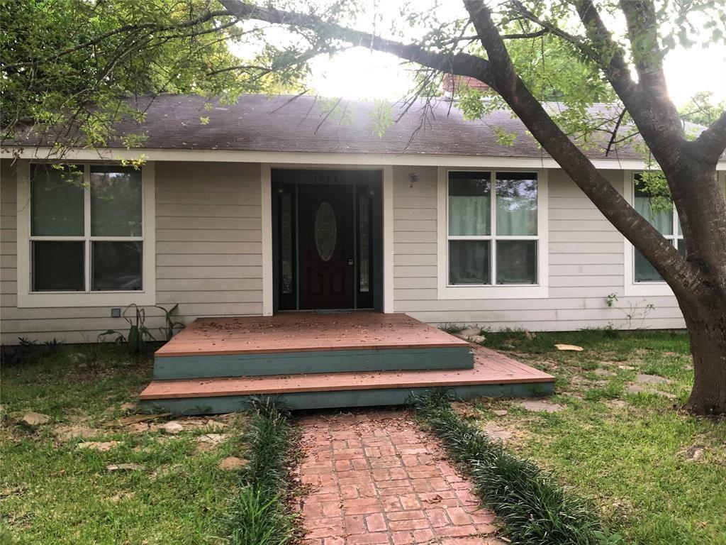 1624 Avenue P, HUNTSVILLE, TX 77340