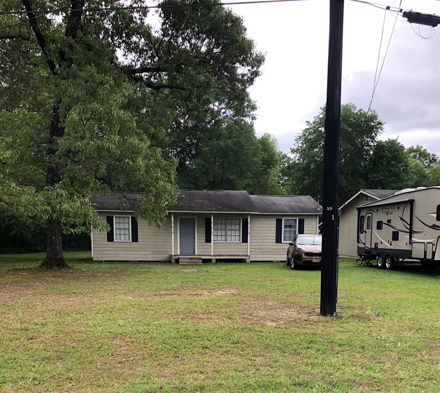 473 County Road 777, Buna, TX 77612
