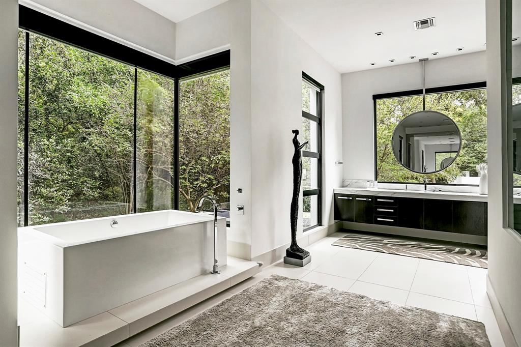 9030 Sandringham Dr, HOUSTON, TX 77024