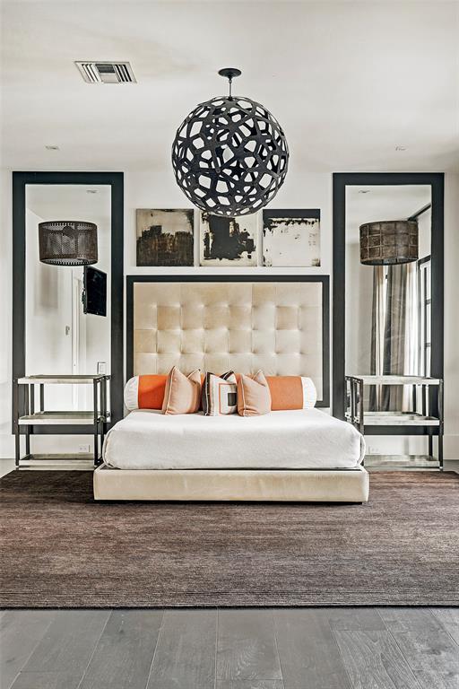 9030 Sandringham Dr, HOUSTON, TX 77024