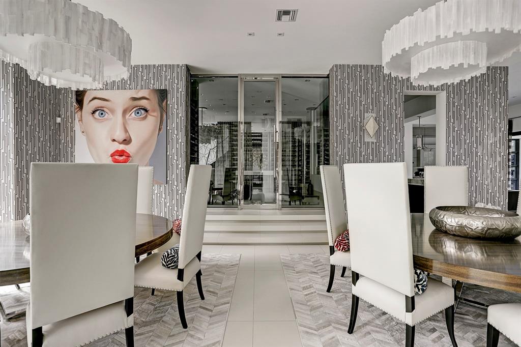 9030 Sandringham Dr, HOUSTON, TX 77024