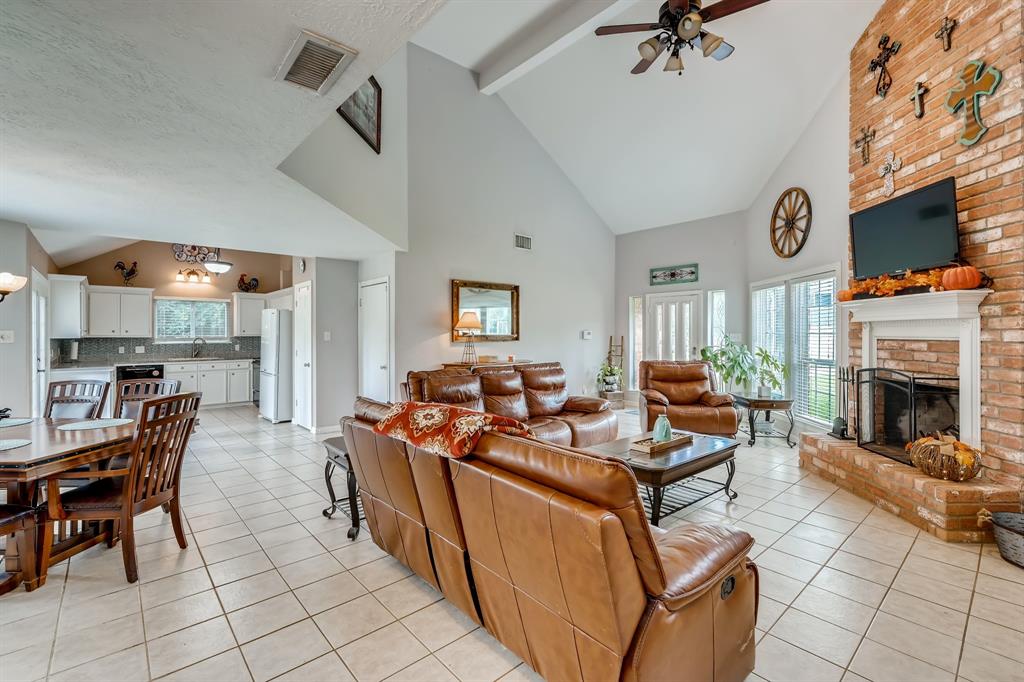 22827 River Birch Dr, Tomball, TX 77375