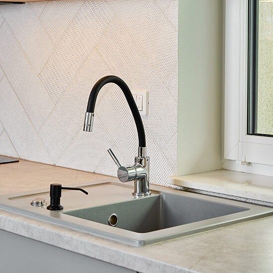 Tips From the Pros on Finding the Right Material for a Kitchen Sink CENTRAL NEWS CHANNEL