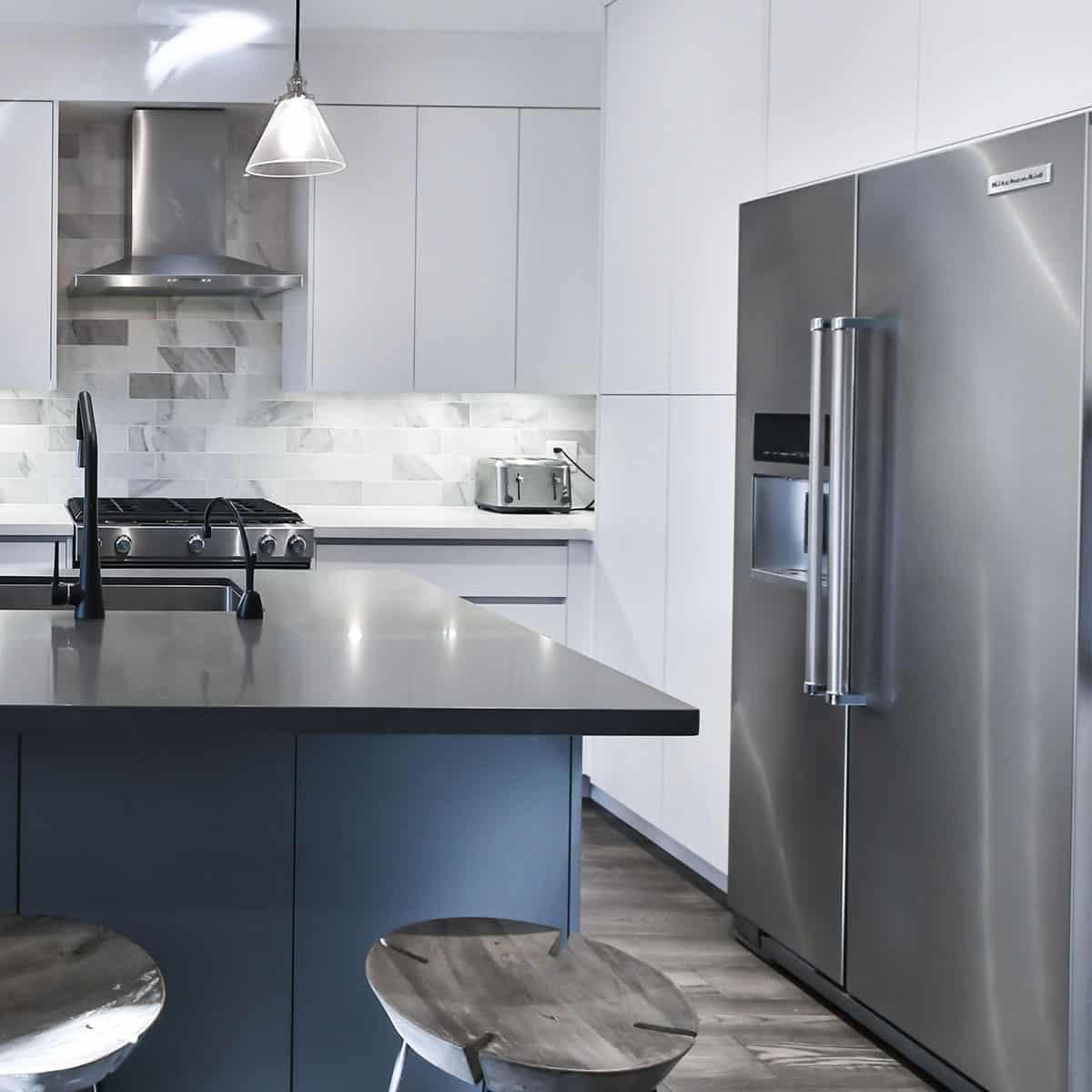 KitchenAid vs. Bosch Refrigerators (What's the Difference?)