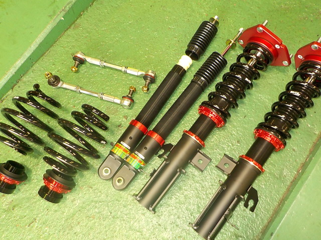 Hfc27 セレナ ブリッツ車高調交換 四輪アライメント パーツショップ プロスパー