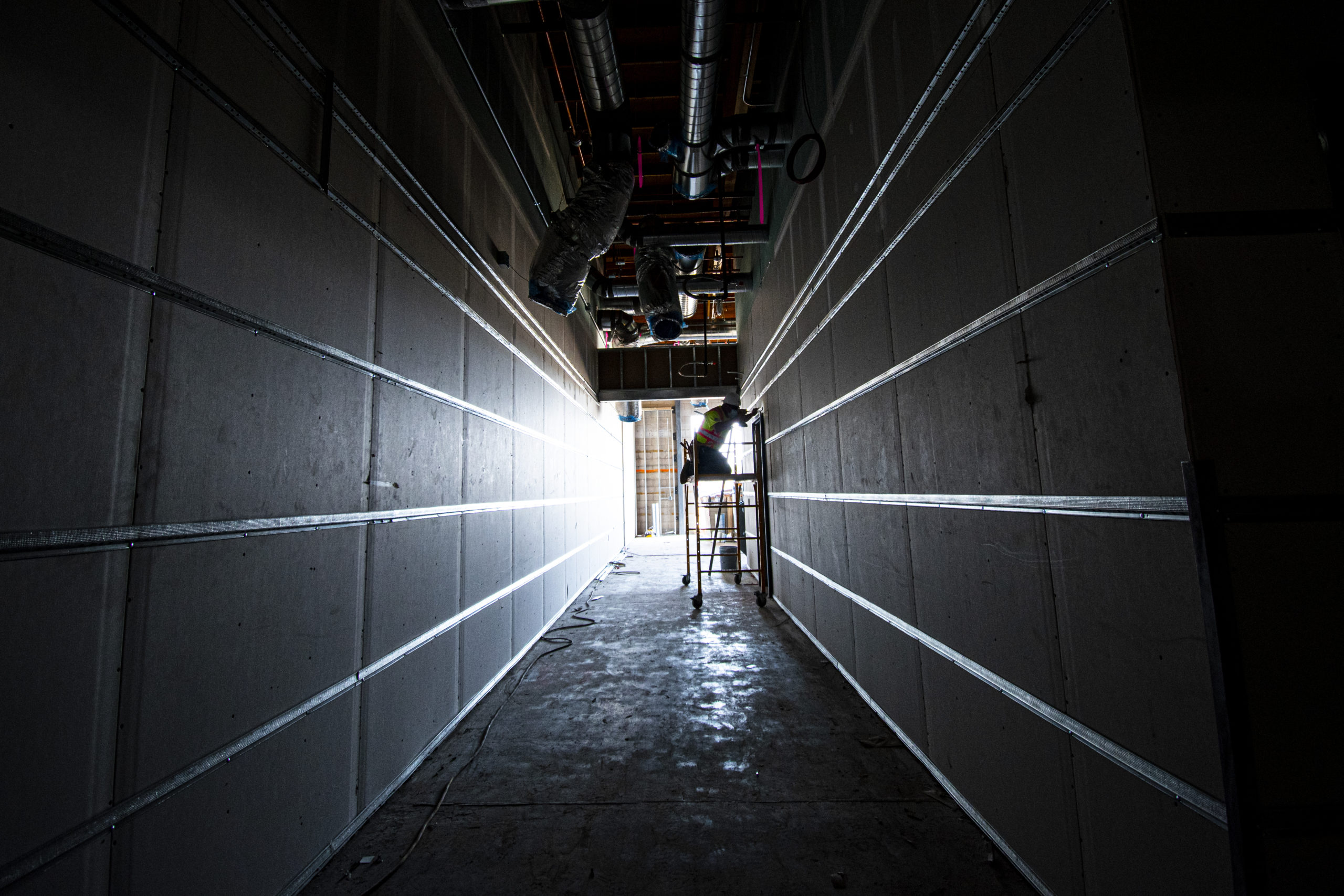 Warehouse DFX4 Victorville Framing PSI Pacific Systems Interiors