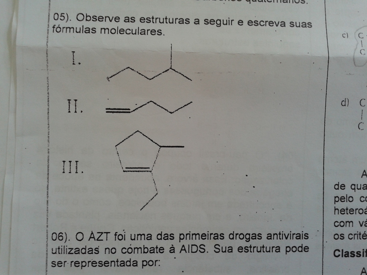 observe as estruturas a seguir e escreva suas fórmulas moleculares