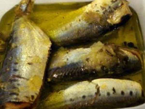 Sardinha Em Conserva (Tipo A Em Lata) Sardinhas Em Conserva ( Feito Na Panela De Pressão) - Receita Petitchef