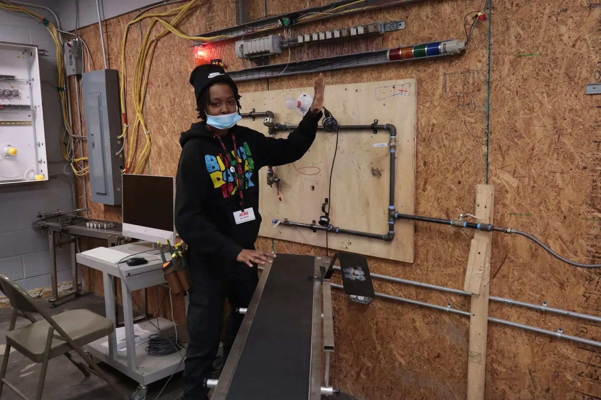 Electrician apprenticeship over electrician training Right or not