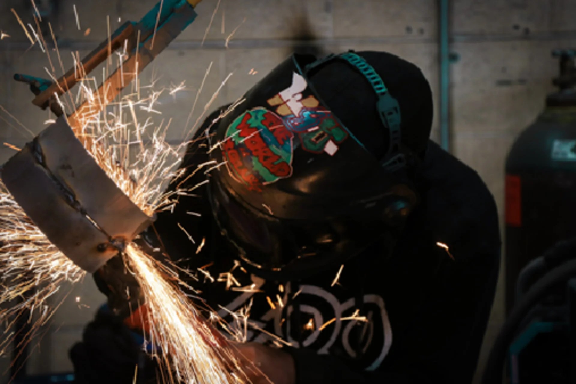 What Is The Submerged Arc Welding And What Are Its Uses?
