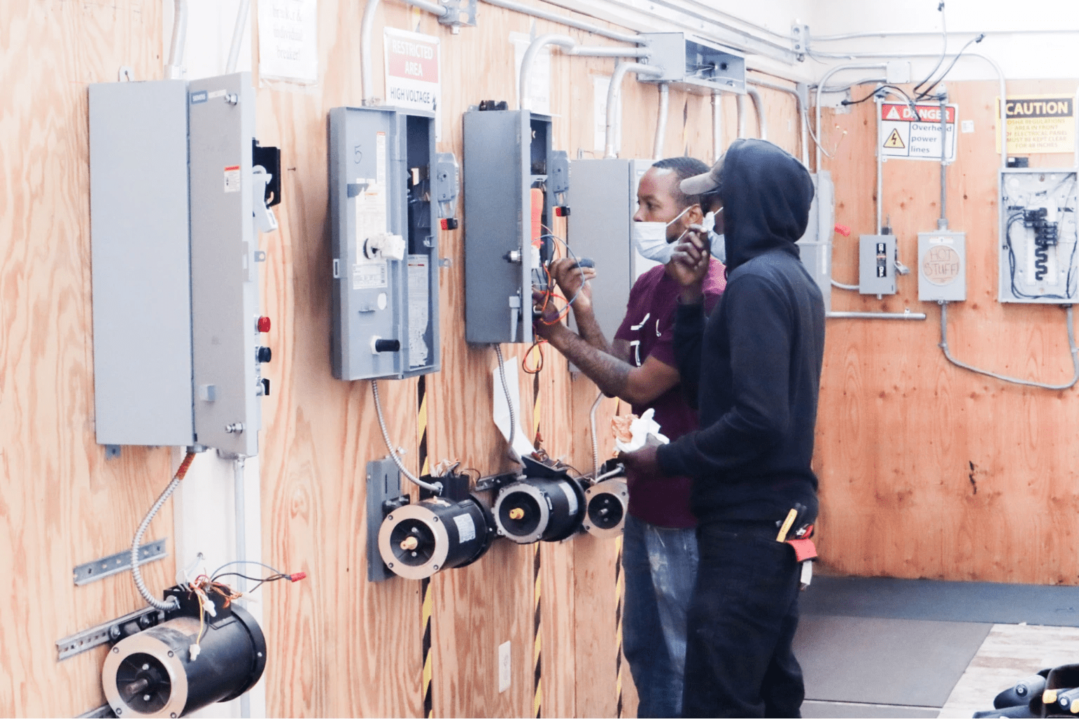 How Training for Industrial Electricians Unlocks Smart Grid Careers