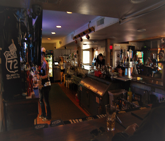 Pub 72 Bar & Grill