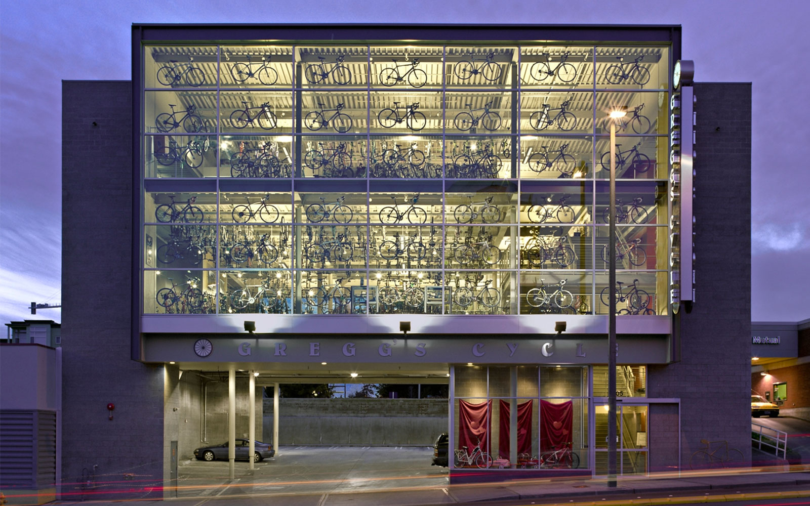 Gregg’s Bellevue Cycles PUBLIC47 Architects LLC