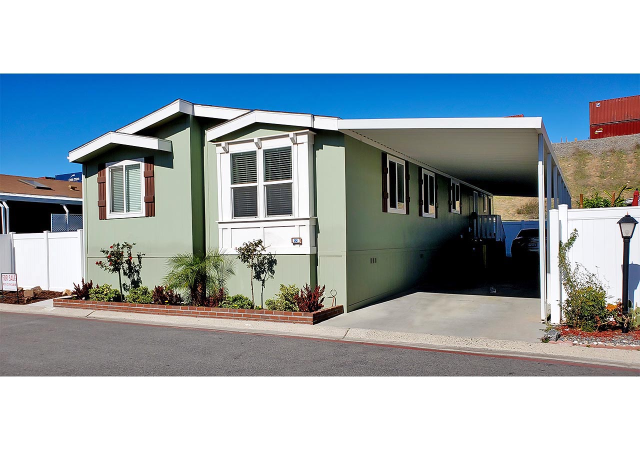Green River A Manufactured Home Community in Corona, CA