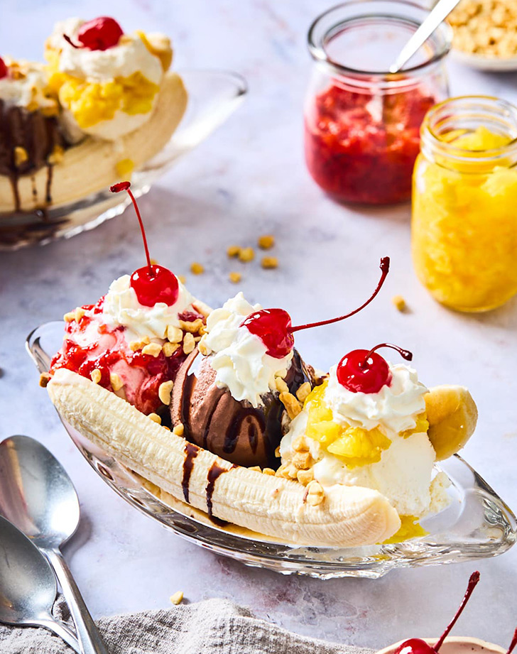 23 Fancy Ice Cream Sundae Recipes PureWow