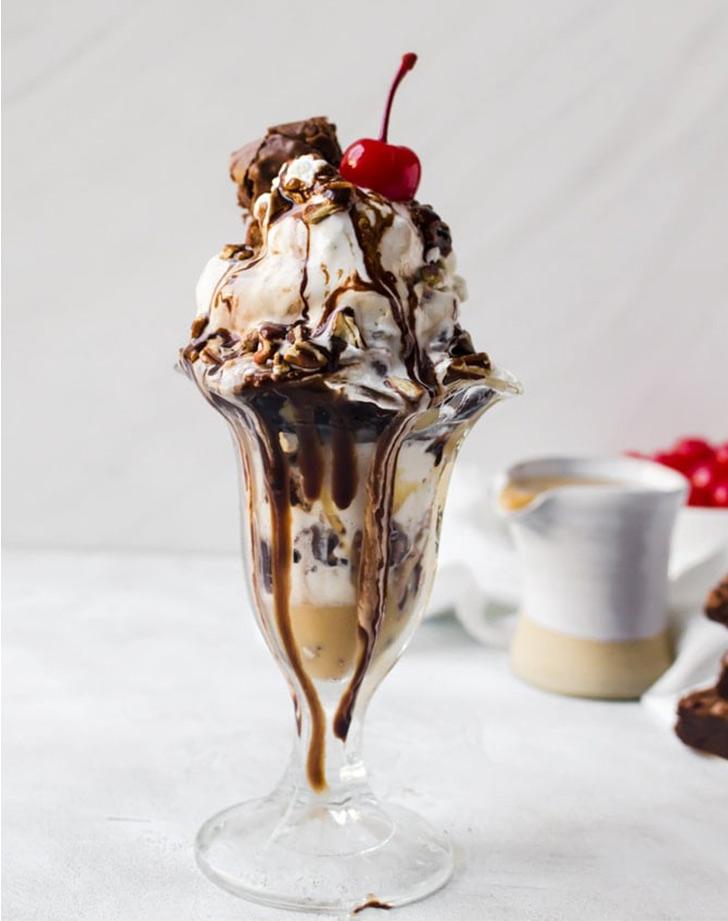 23 Fancy Ice Cream Sundae Recipes PureWow