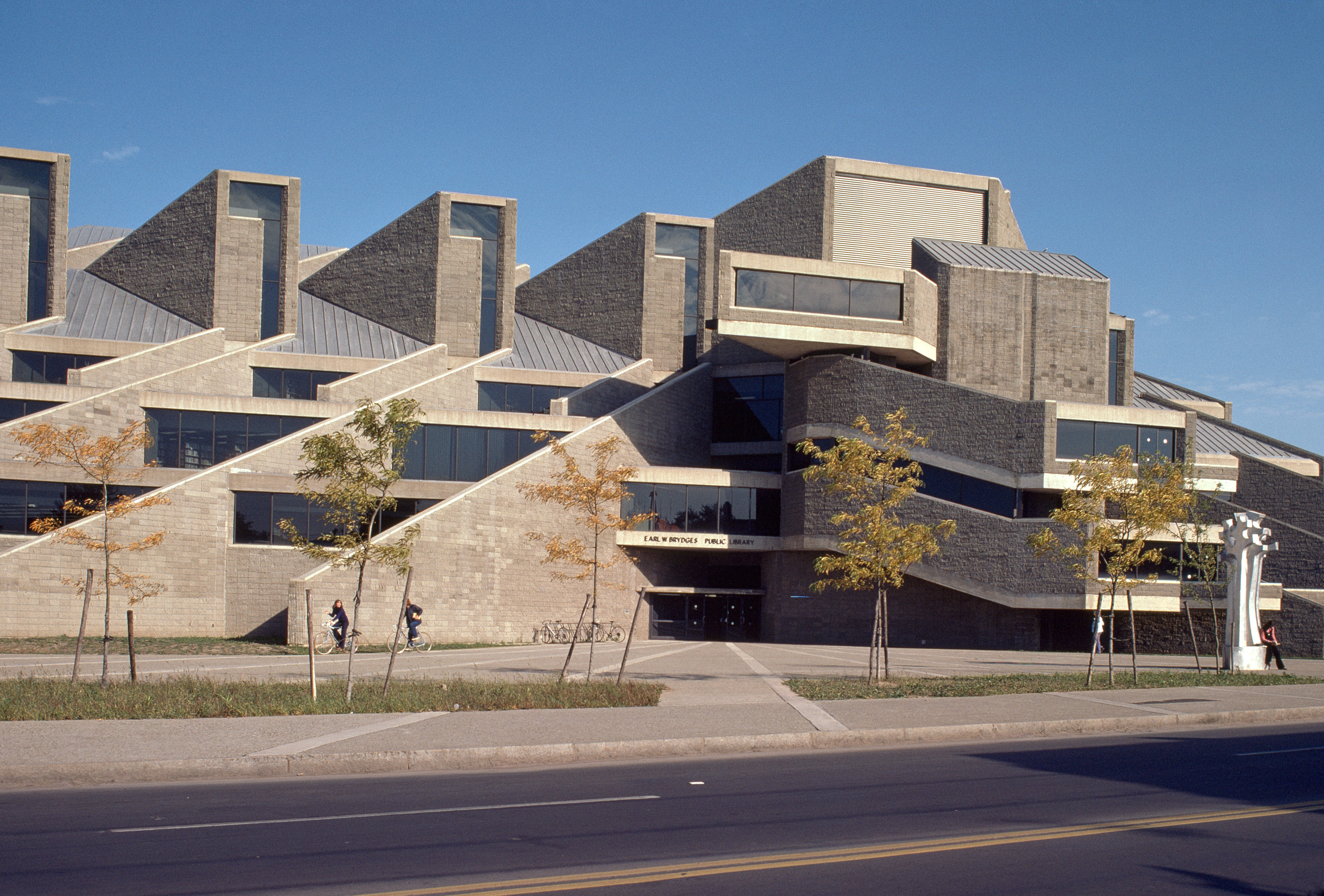 Ode to Hesburgh Library and Niagara Public Library