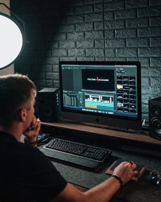 How to a Freelance Video Editor and Make Money PublishMeWorld