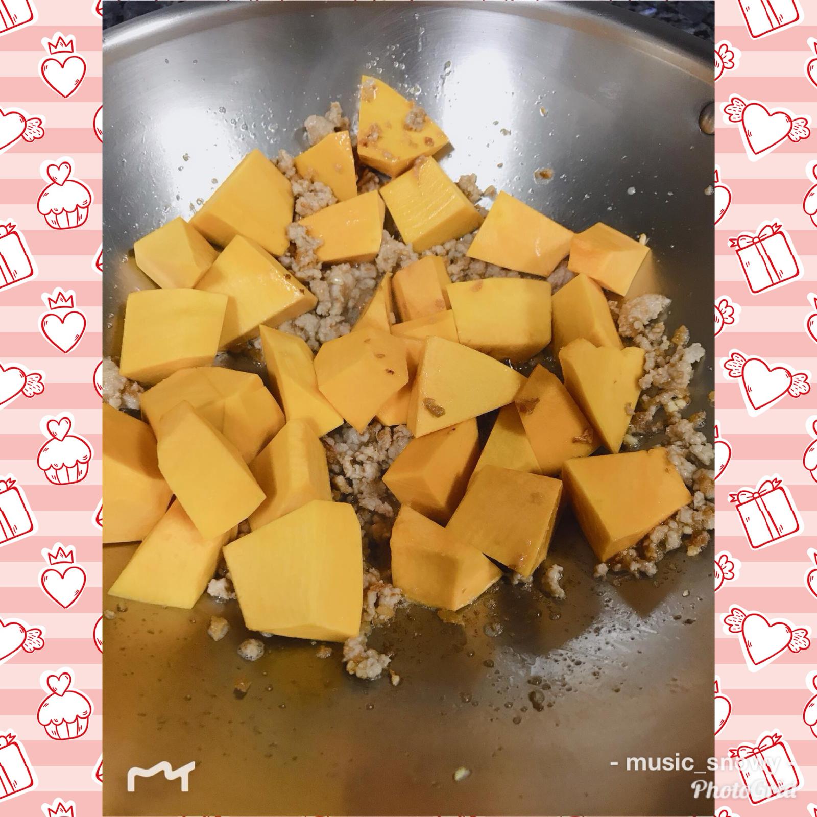 Stir Fry Pumpkin with Minced Pork Food Recipe puchong.co