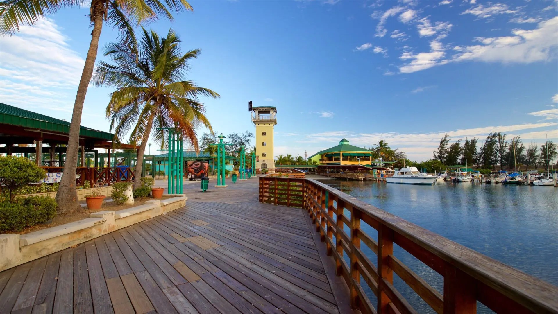 Travel to Ponce, Puerto Rico Budget hotel in San Juan, Puerto Rico to Dream's Hotel