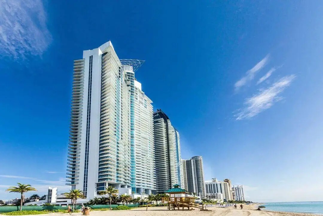 Hookah Rentals with Delivery in Sunny Isles Puff Hookah