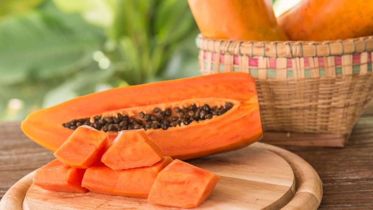 Is Papaya Bad for Dogs? Discover the 5 Good and the 4 Bad Fruits for