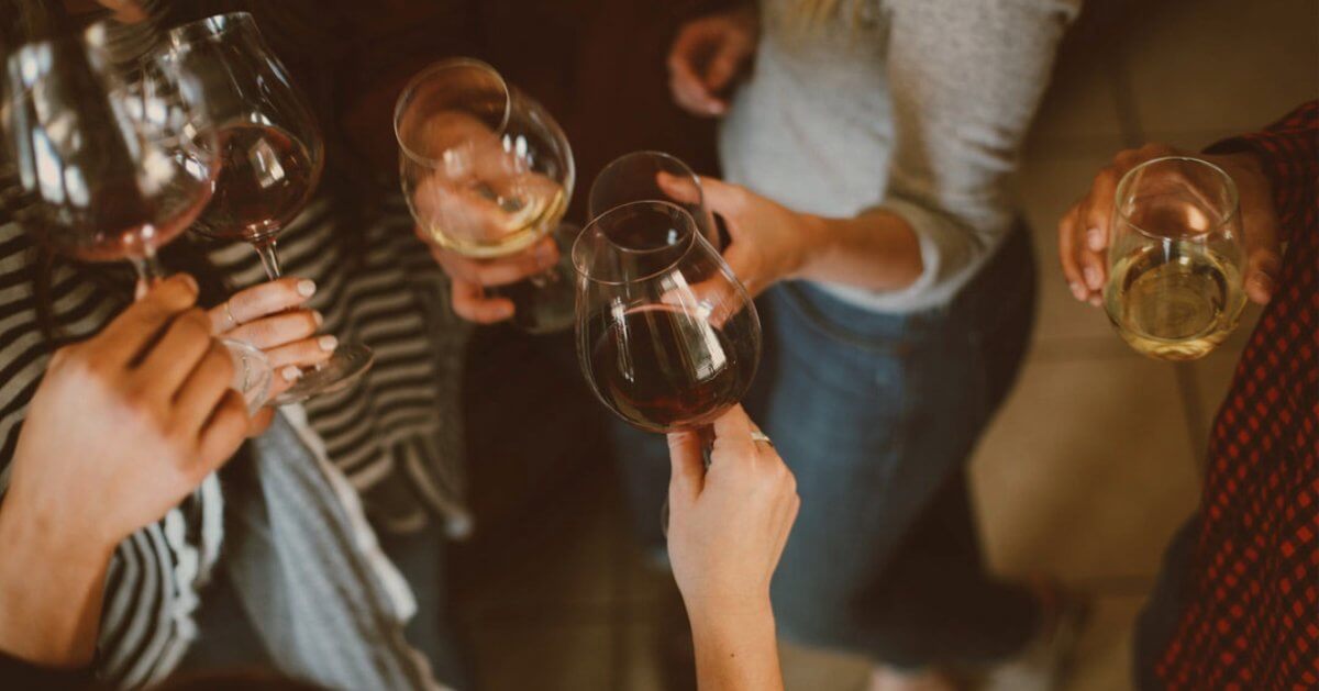 Wine Stain Removal Guide How To Get Red Wine Out Pull The Cork