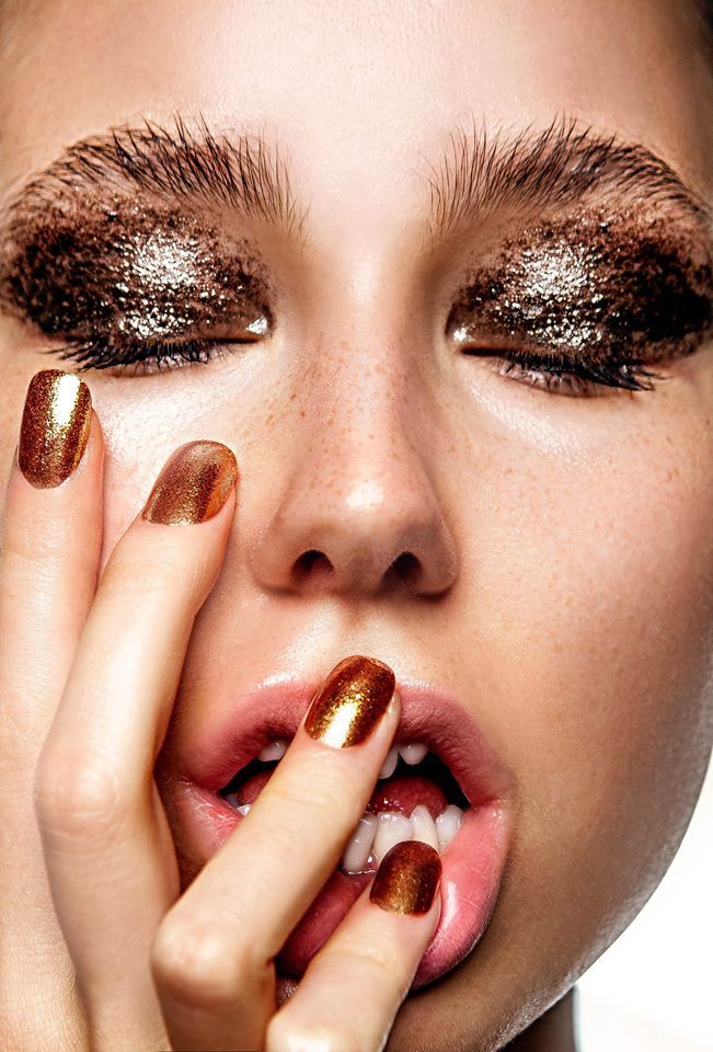 Bronze Bombshell Pulp Design Studios