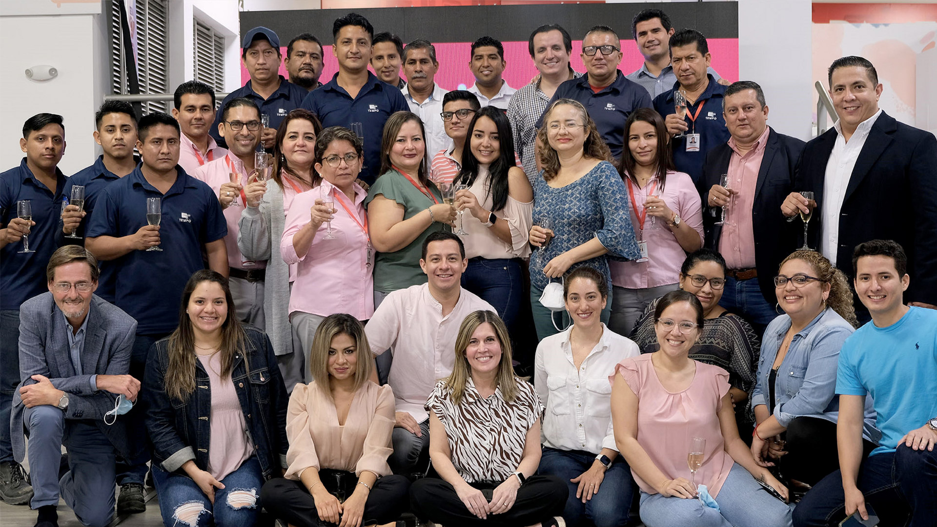 El Bosque Muebles cumplió 45 años en Ecuador PULPO