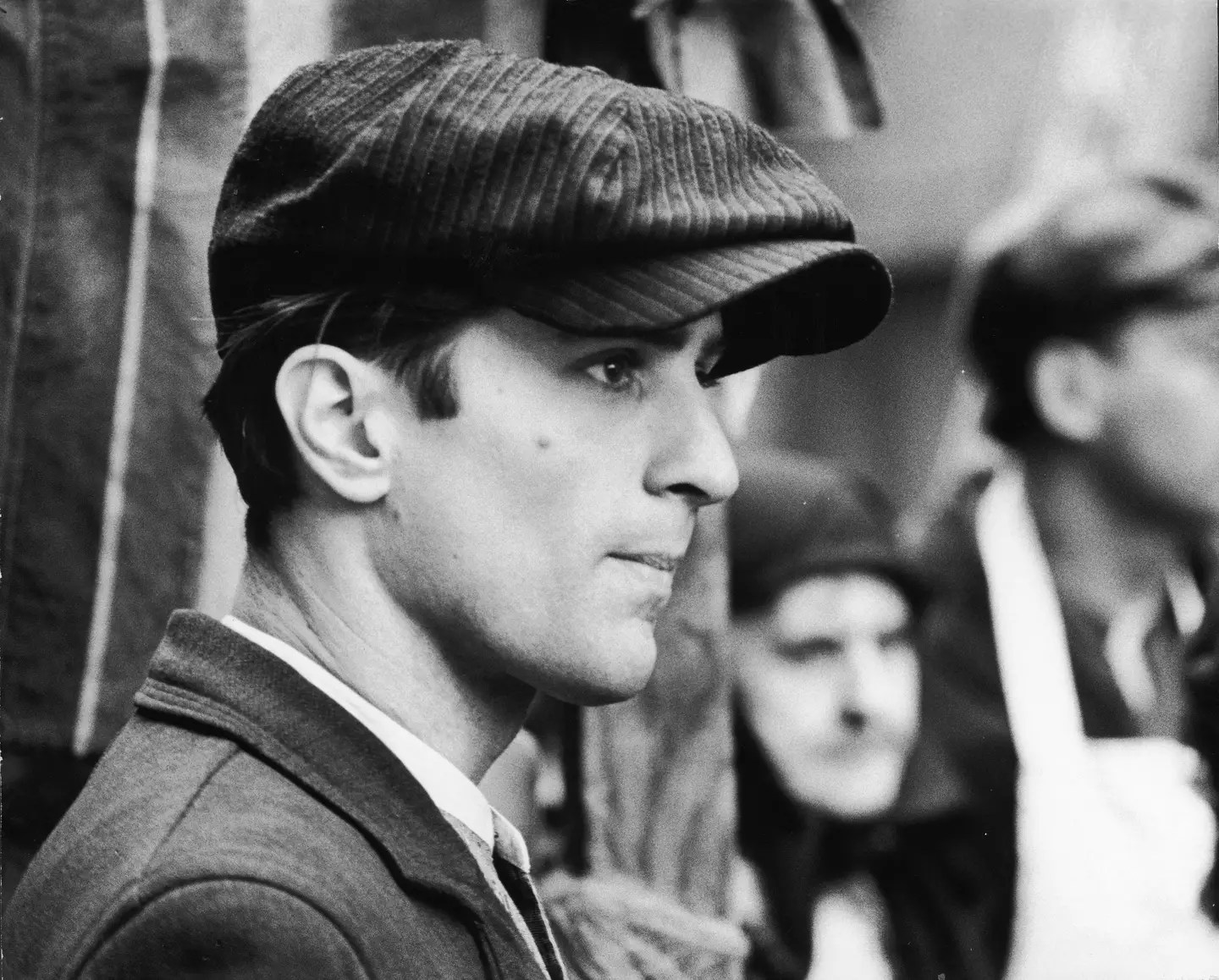 Astonishing Photos of Robert De Niro’s Side Profile Reveal Ears’ Growth