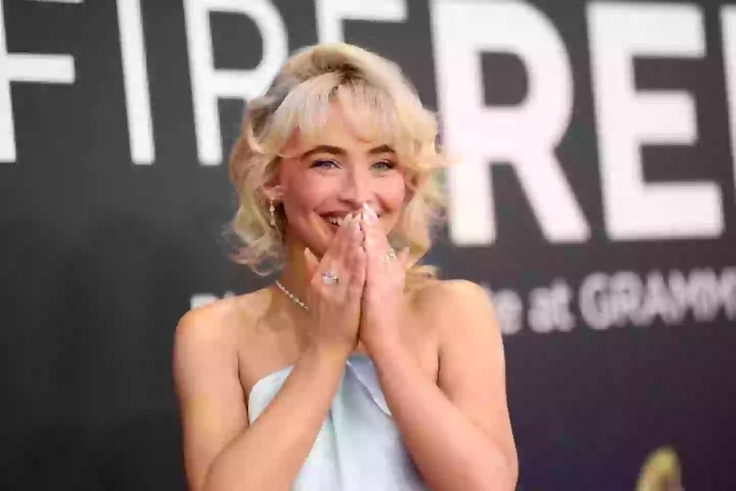 Sabrina Carpenter criticized for provocative album art, yet some fans