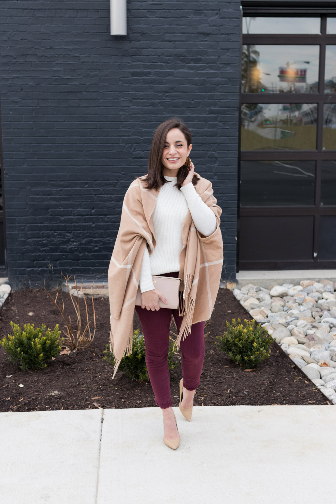 Six Ways to Wear White Sneakers Pumps & Push Ups