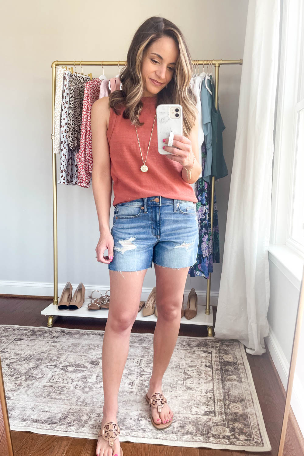 Petite Friendly Shorts Shopping Guide Pumps & Push Ups