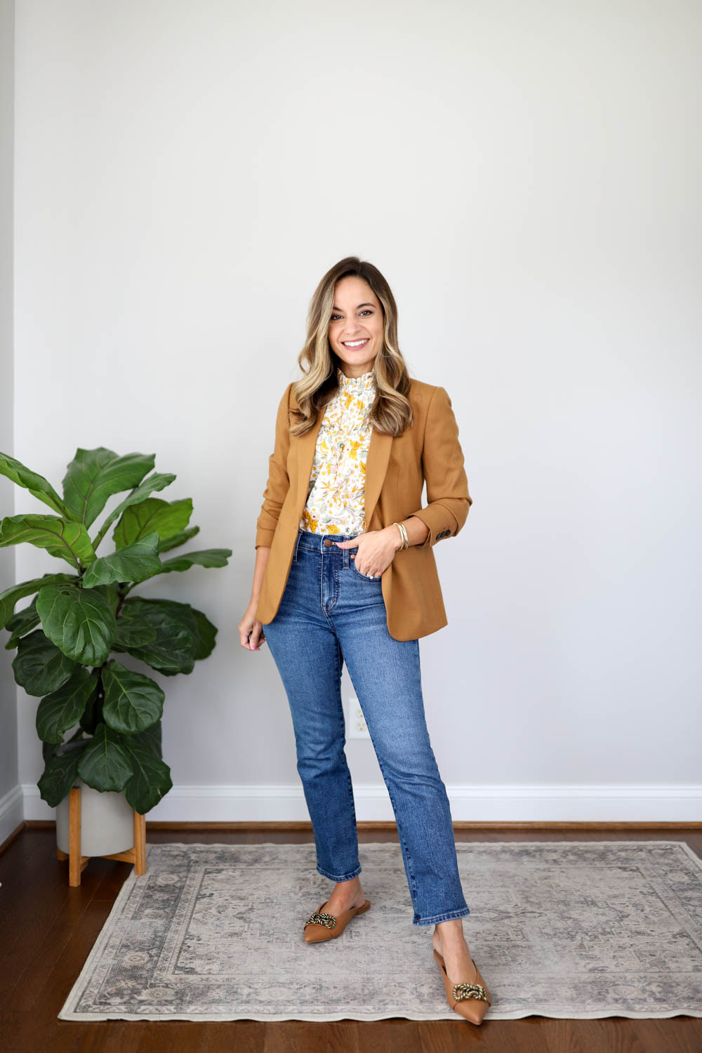 Camel Blazer Five Ways Pumps & Push Ups